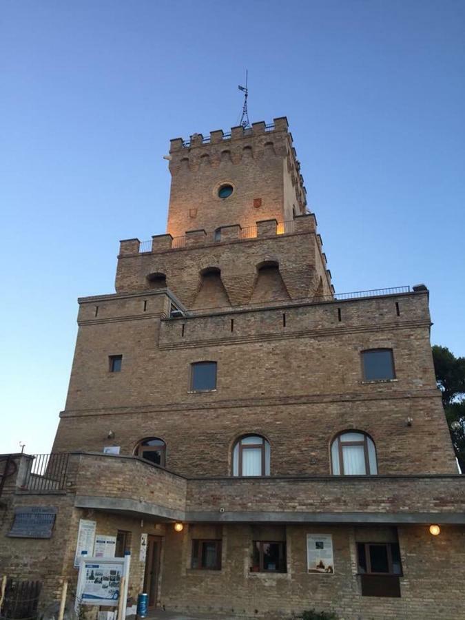 Casa Vacanze “Sale Di Mare” Pescara Exteriör bild